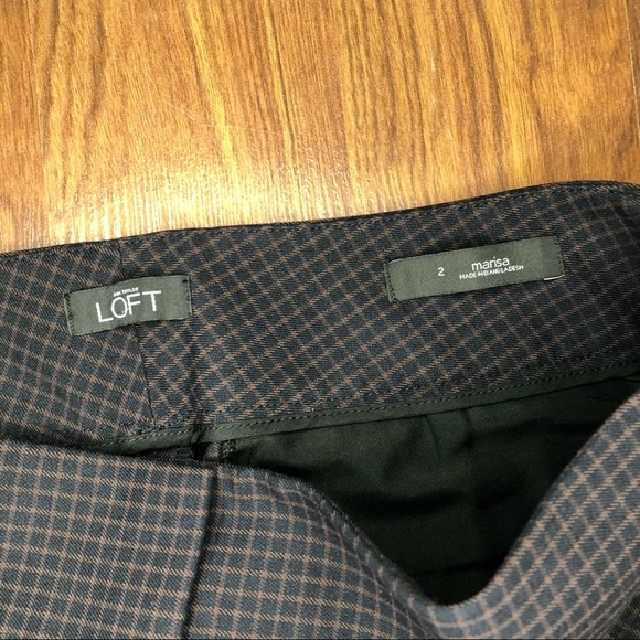 Loft straight leg pants, brown on black grid pattern, size 2 - Picture 4 of 4